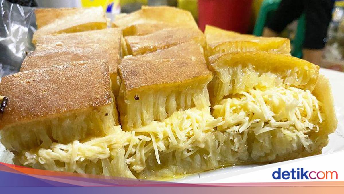 Martabak Manis & Telor AMOR: Manisnya Cinta yang Menyapa Setiap Pagi di Cilacap